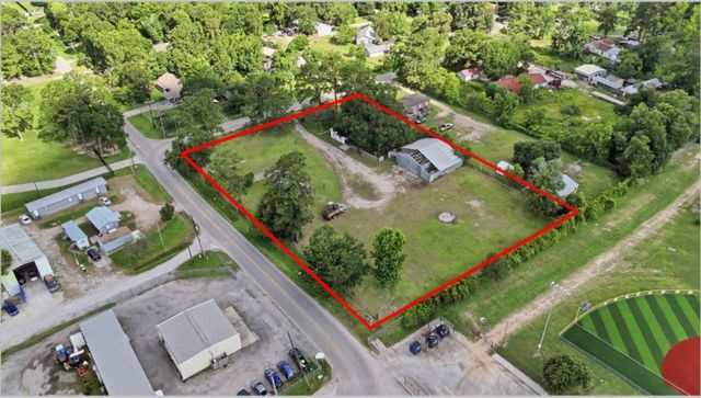 21335 Penny Street, New Caney, TX 77357