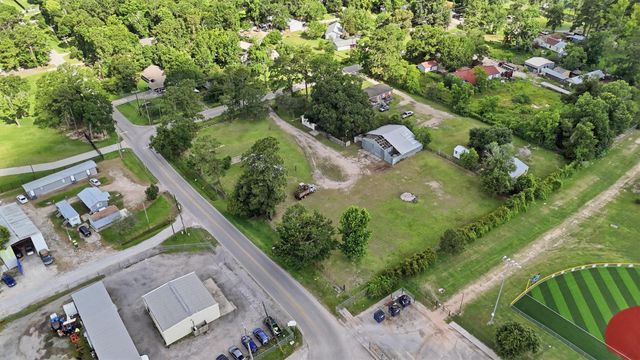 21335 Penny Street, New Caney, TX 77357