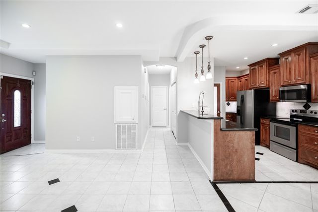 13165 Snow Lane 1, Willis, TX 77318