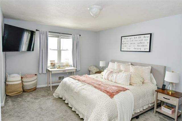 106 Meadowview Drive, Connoquenessing Boro, PA 16053