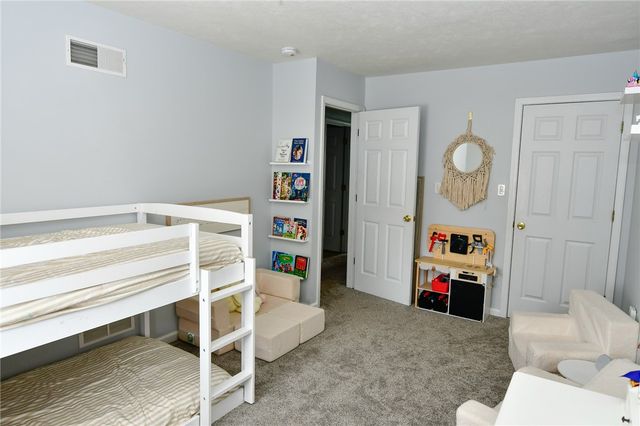 106 Meadowview Drive, Connoquenessing Boro, PA 16053