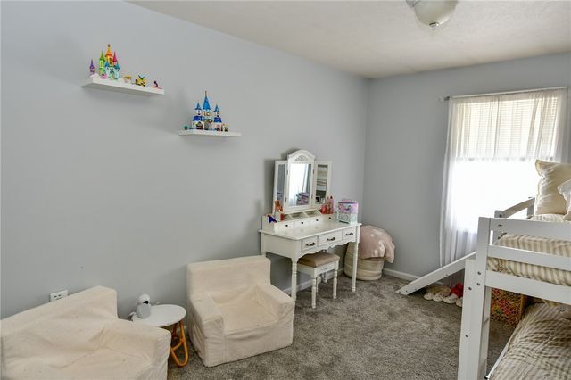 106 Meadowview Drive, Connoquenessing Boro, PA 16053