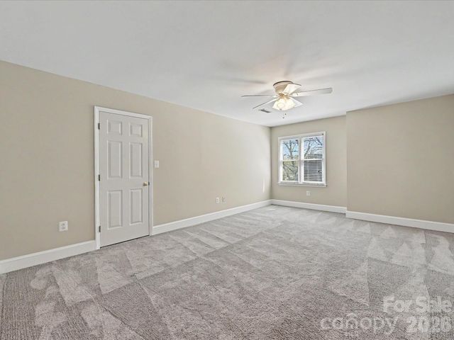 5223 Haynes Hall Place, Charlotte, NC 28270
