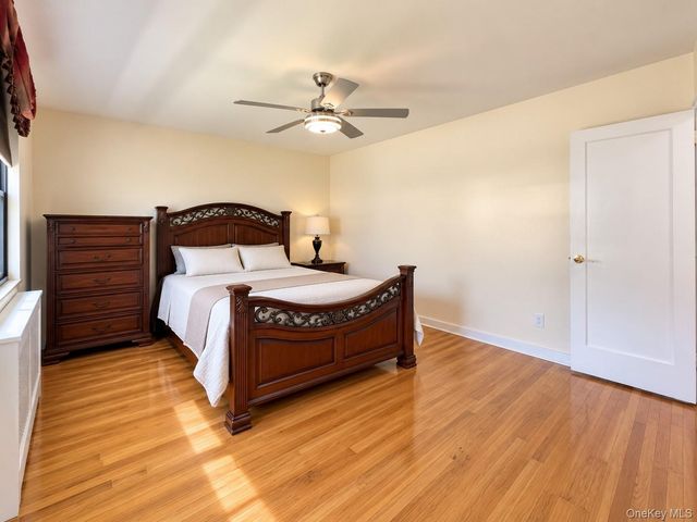 69-12 138th St B, Kew Garden Hills, NY 11367