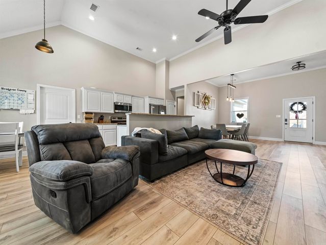 226 Windcrest Circle, Hot Springs, AR 71913