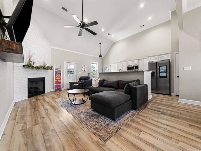 226 Windcrest Circle, Hot Springs, AR 71913