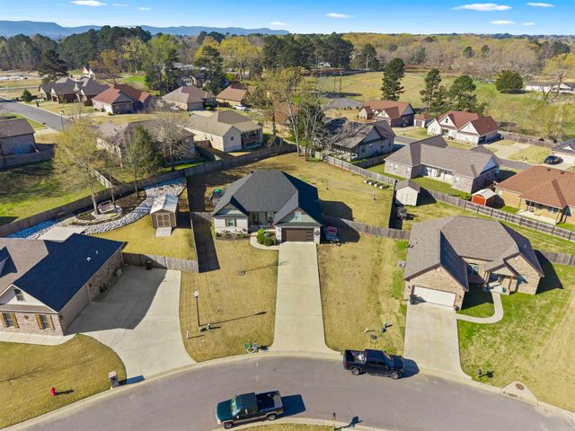 226 Windcrest Circle, Hot Springs, AR 71913