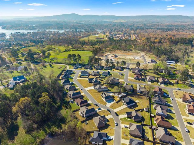 226 Windcrest Circle, Hot Springs, AR 71913