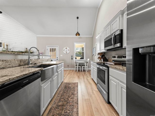 226 Windcrest Circle, Hot Springs, AR 71913