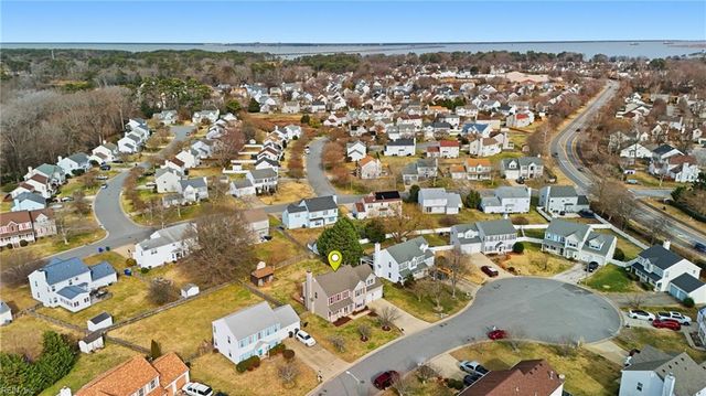 6215 Calvert CT, Suffolk, VA 23435