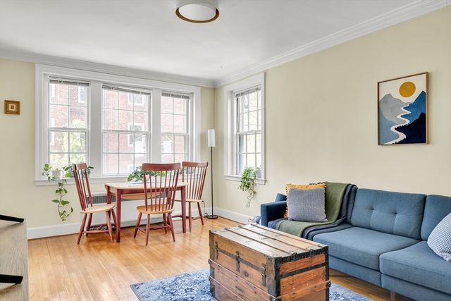 393 Broadway 10, Cambridge, MA 02139