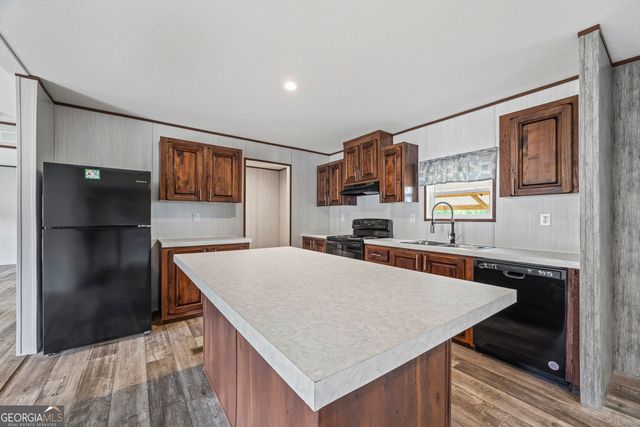 212 Liberty Hill Road, Hartwell, GA 30643