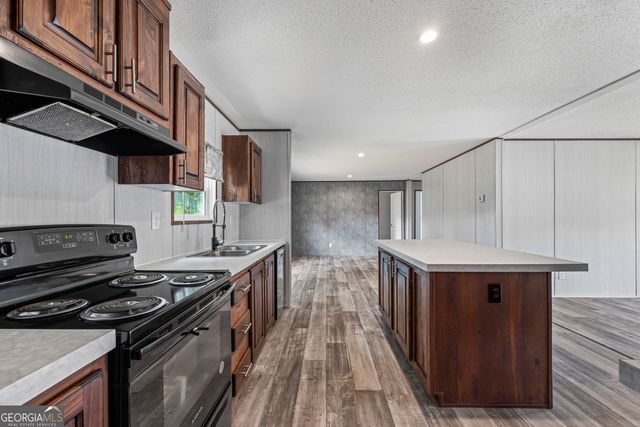 212 Liberty Hill Road, Hartwell, GA 30643