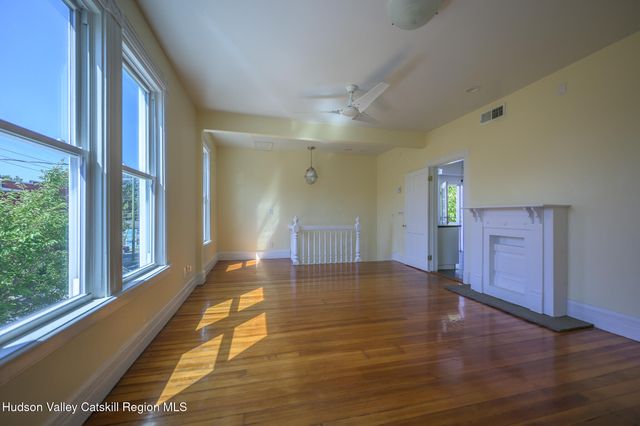 510 Columbia Street, Hudson, NY 12534