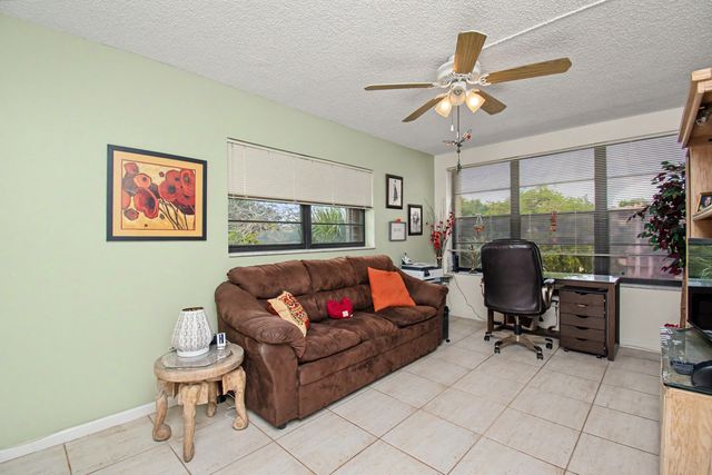 23370 N Carolwood Lane N 409, Boca Raton, FL 33428