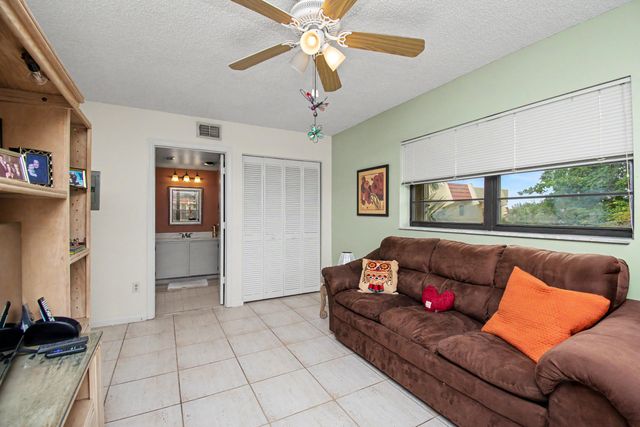 23370 N Carolwood Lane N 409, Boca Raton, FL 33428