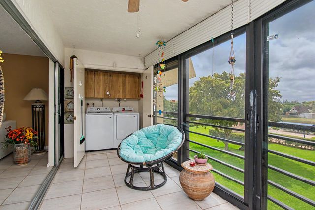 23370 N Carolwood Lane N 409, Boca Raton, FL 33428