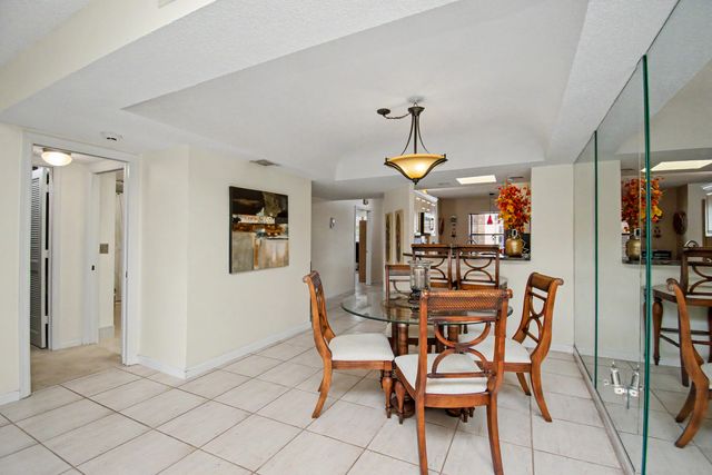 23370 N Carolwood Lane N 409, Boca Raton, FL 33428