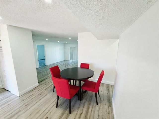 2710 Riverside Drive 201-A, Coral Springs, FL 33065