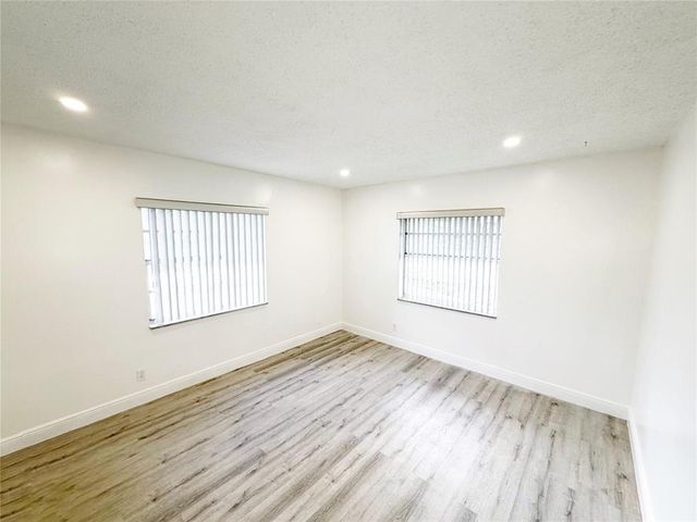 2710 Riverside Drive 201-A, Coral Springs, FL 33065