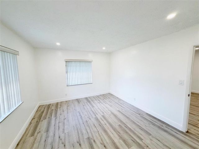2710 Riverside Drive 201-A, Coral Springs, FL 33065