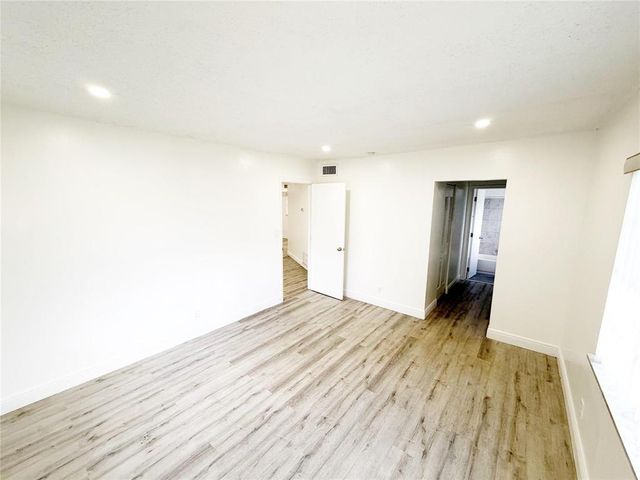 2710 Riverside Drive 201-A, Coral Springs, FL 33065