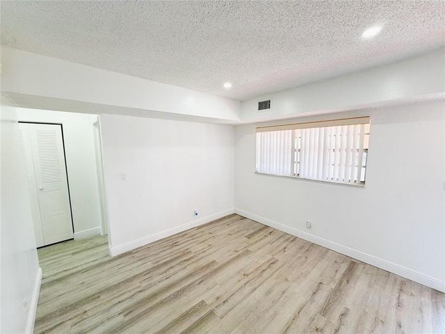 2710 Riverside Drive 201-A, Coral Springs, FL 33065