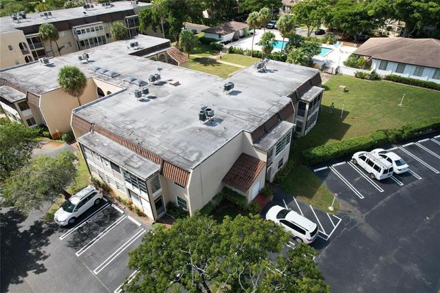 2710 Riverside Drive 201-A, Coral Springs, FL 33065