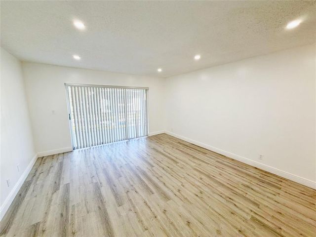 2710 Riverside Drive 201-A, Coral Springs, FL 33065