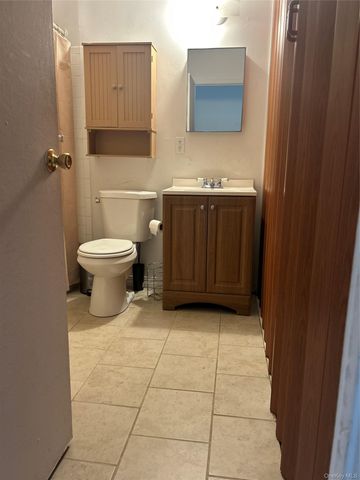 99 Fairview Circle 211U, Middle Island, NY 11953