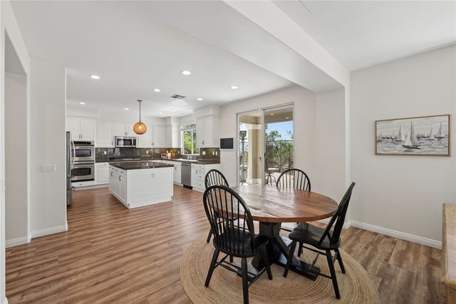 35519 Iceplant LN, Murrieta, CA 92562