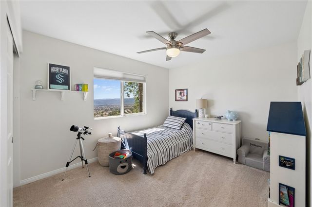 35519 Iceplant LN, Murrieta, CA 92562