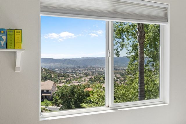 35519 Iceplant LN, Murrieta, CA 92562