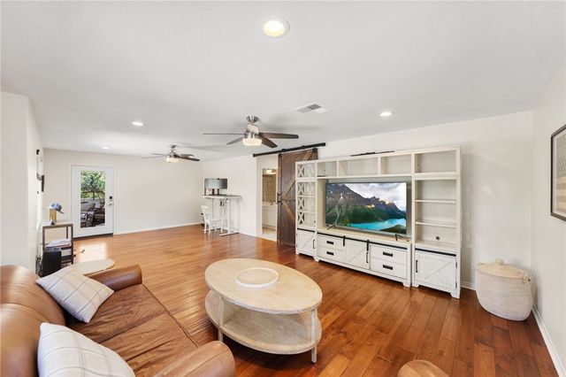 35519 Iceplant LN, Murrieta, CA 92562