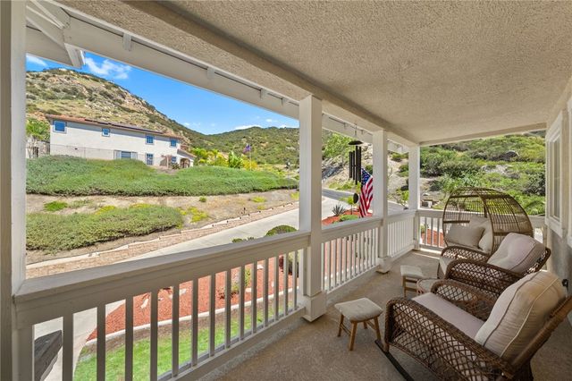 35519 Iceplant LN, Murrieta, CA 92562