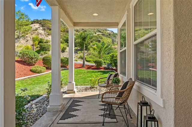 35519 Iceplant LN, Murrieta, CA 92562