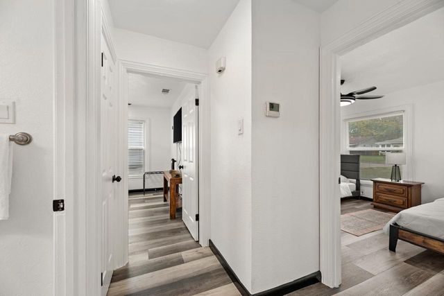 615 Circle Drive, Arlington, TX 76010