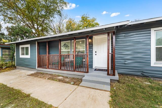 615 Circle Drive, Arlington, TX 76010