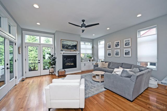 3725 Maple Park Avenue, Cincinnati, OH 45209