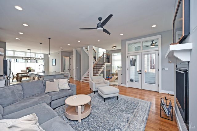 3725 Maple Park Avenue, Cincinnati, OH 45209