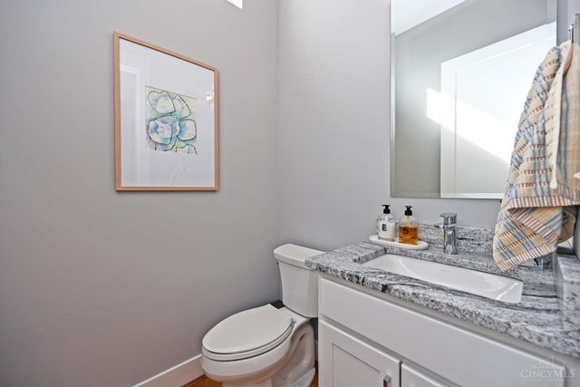 3725 Maple Park Avenue, Cincinnati, OH 45209