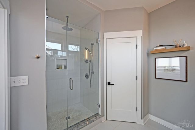 3725 Maple Park Avenue, Cincinnati, OH 45209