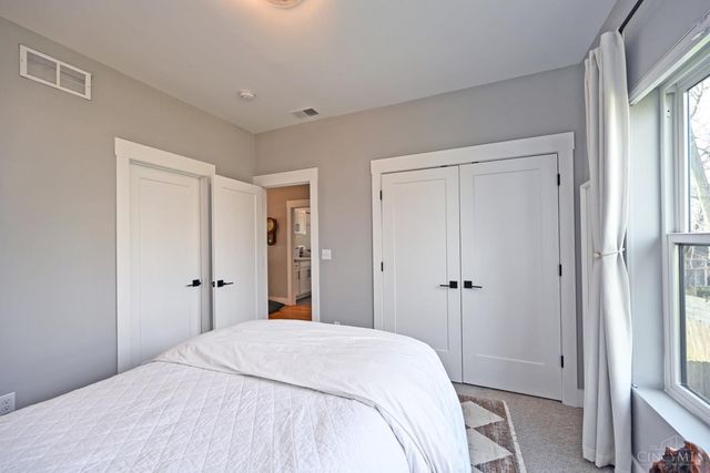 3725 Maple Park Avenue, Cincinnati, OH 45209