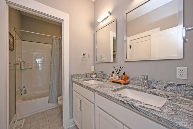 3725 Maple Park Avenue, Cincinnati, OH 45209