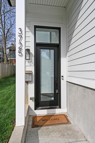 3725 Maple Park Avenue, Cincinnati, OH 45209