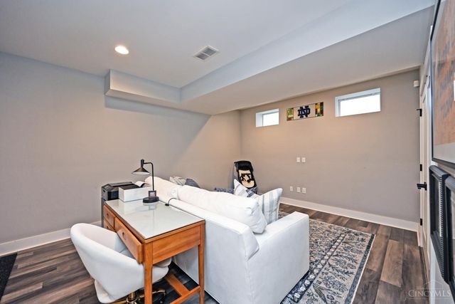 3725 Maple Park Avenue, Cincinnati, OH 45209