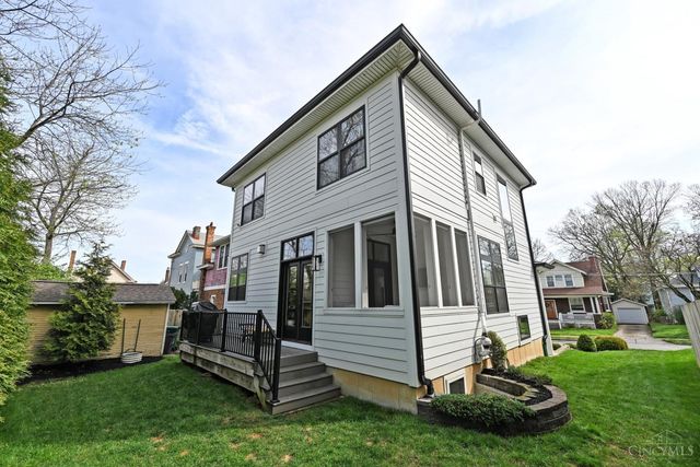 3725 Maple Park Avenue, Cincinnati, OH 45209