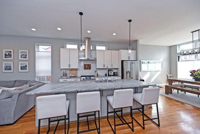 3725 Maple Park Avenue, Cincinnati, OH 45209