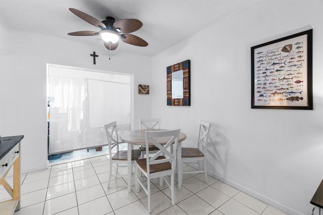 658 NE 6th Court E E, Boynton Beach, FL 33435