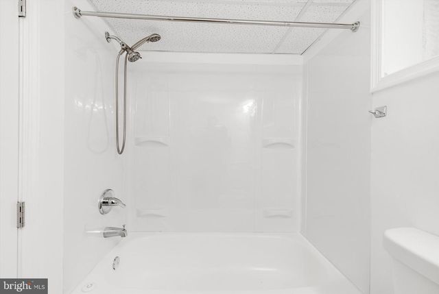 4948 TULIP AVE, Baltimore, MD 21227